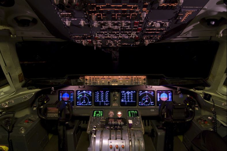 McDonnell Douglas MD-11 Cockpit