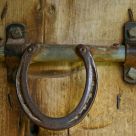 Horseshoe Handle