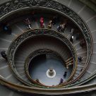 Escalera en el Vaticano
