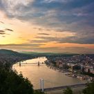 Atardecer sobre el rio Danubio a su paso por Budapest