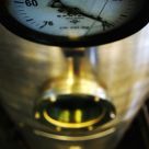 Vacuum gauge