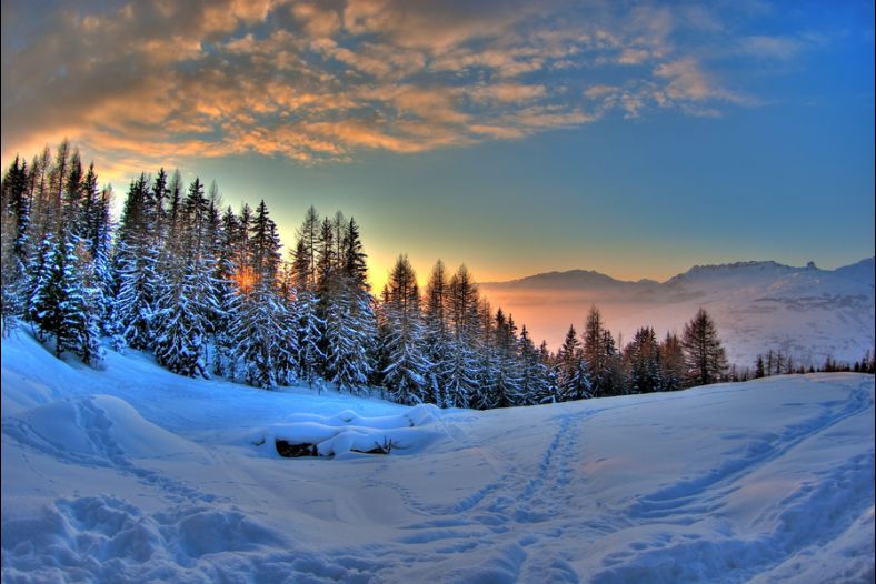 CouchÃ© de soleil sur les Alpes