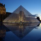 Pyramide du Louvre