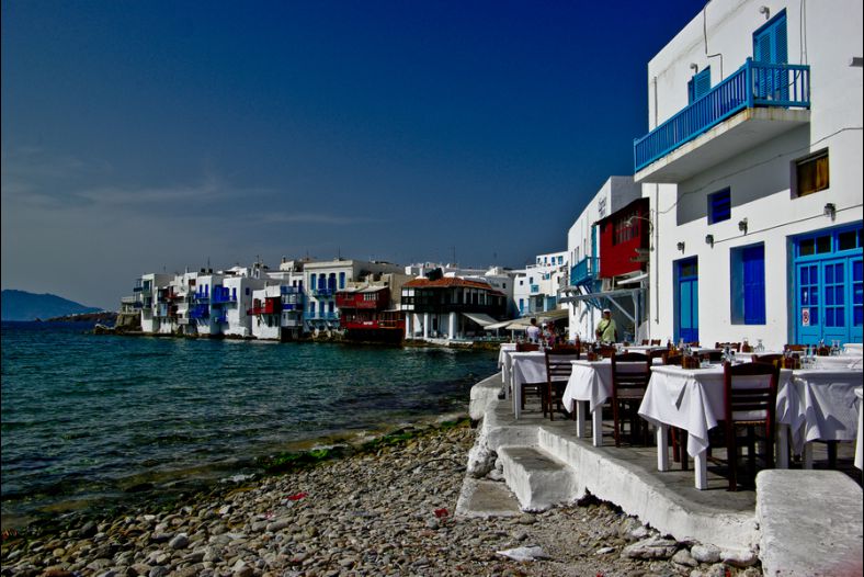 waterfront dining