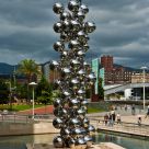 Column of balls