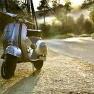 Vespa al atardecer