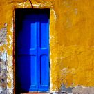 Puerta Azul