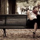 2 amoureux sur un banc