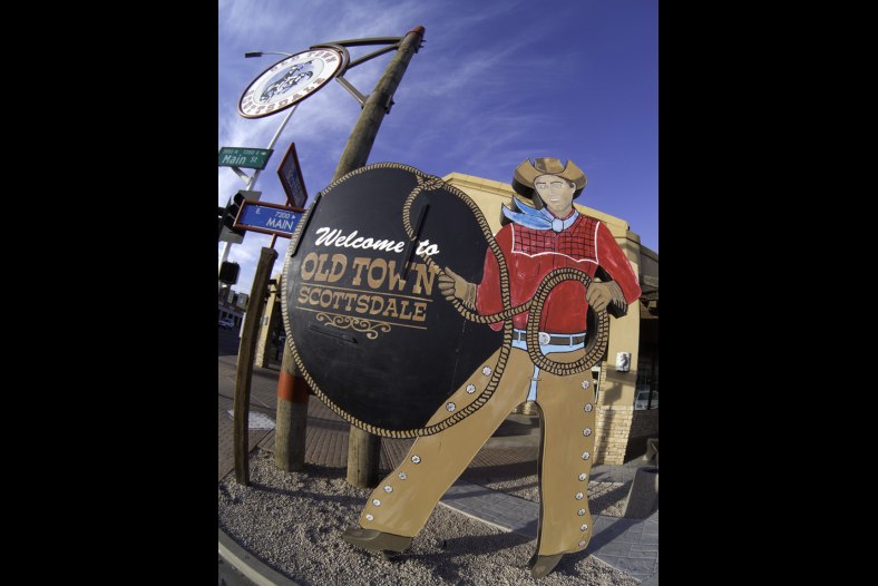 Cowboy welcome to Scottsdale