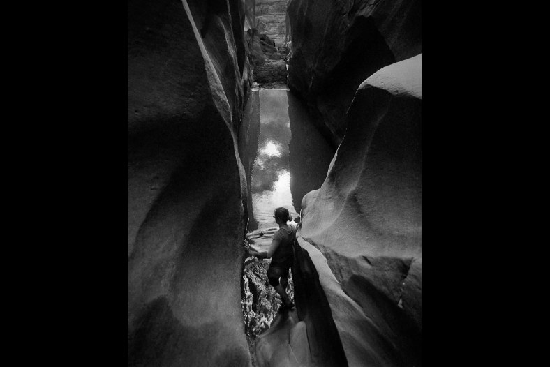 descent into slot canyon