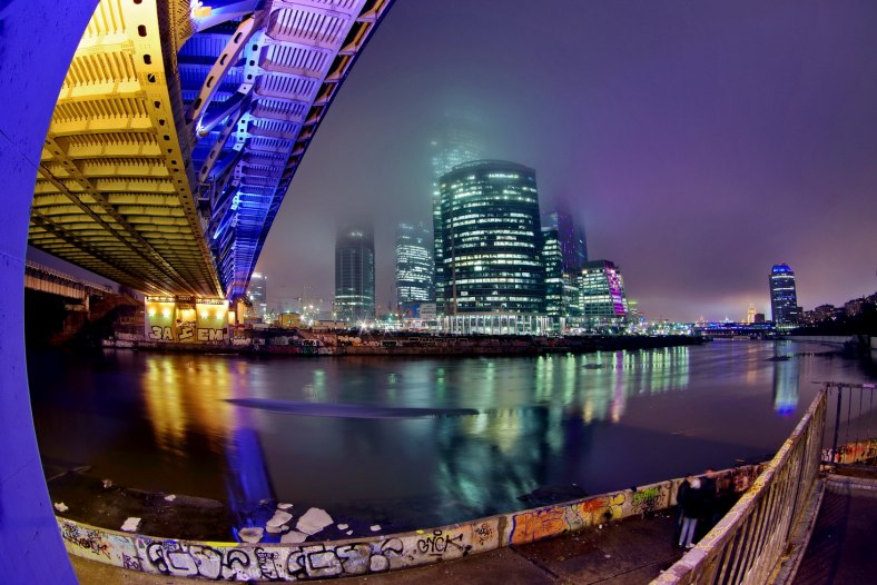 NIGHT, BRIDGE & MOSCOW CITY
