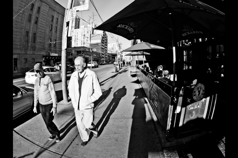 Carlton St, Toronto