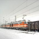 8K locomotive in blizzard 
