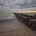Sea barrier 