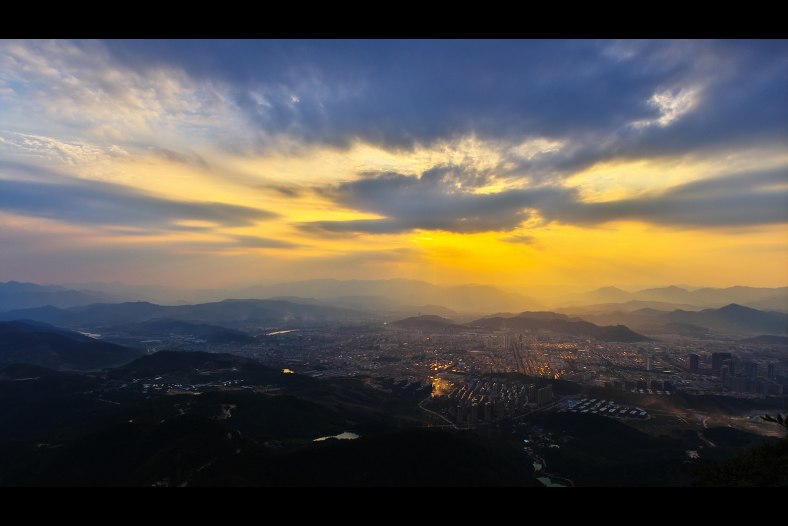 Sunset over Ninghai Town