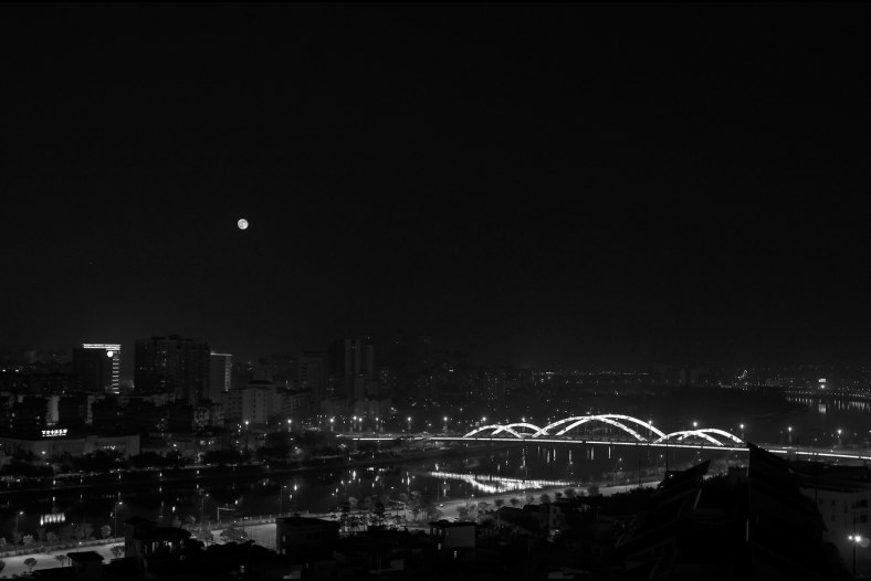 rising moon