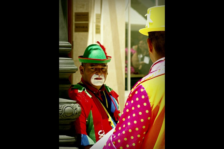 mirada triste de un payaso/ sad eyes of a clown