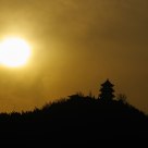 残阳古塔