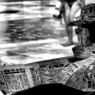 Hombre-periódico/man-newspaper