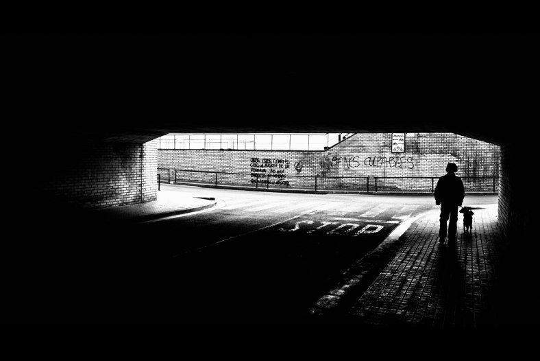 Al pasar túnel