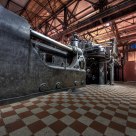 The tiles and the machine