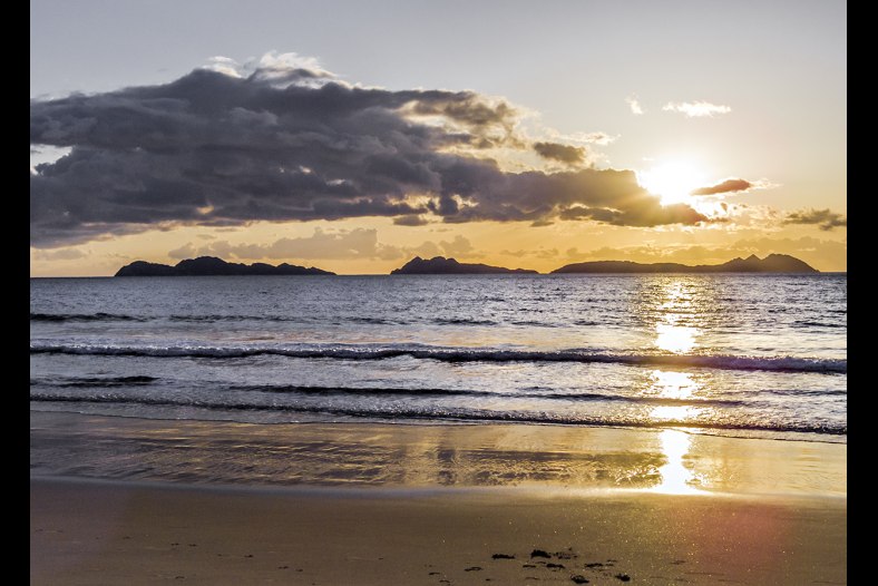 Sunset on the Samil beach 2